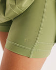 Palm Pleat Skirt - Putting Green