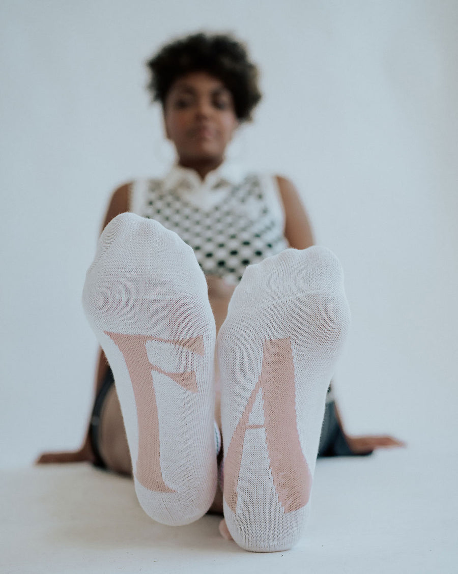 Lyla Pom-Pom Ankle Socks