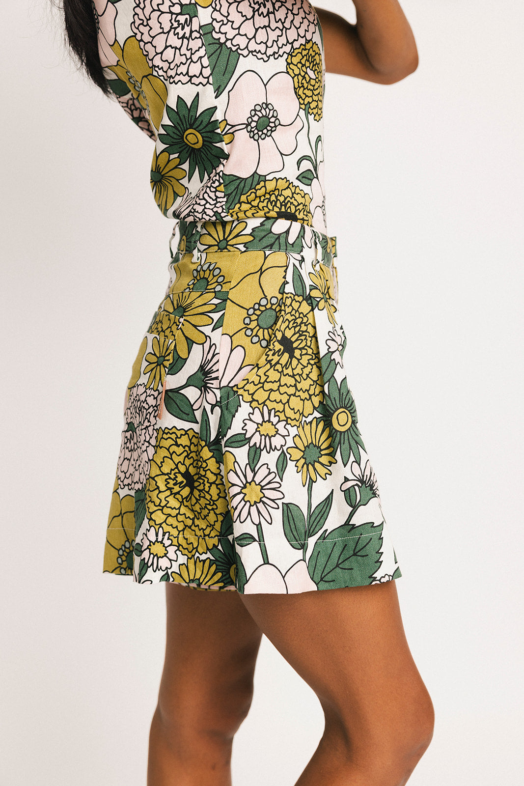 Breeze Short - Floral