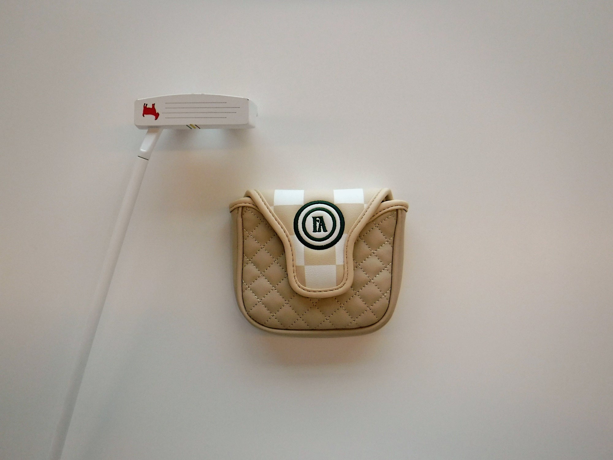 Mandy Mallet Cover - Sand/White Checkered