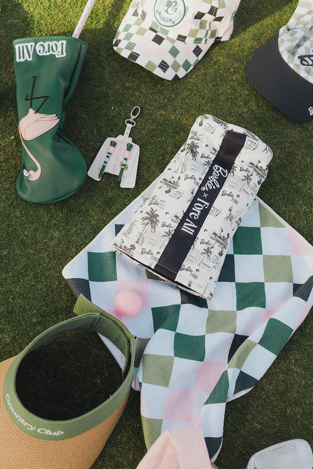 MAGNET GOLF TOWEL - BARBIE CHECKERED — B1A7818_websize.jpg