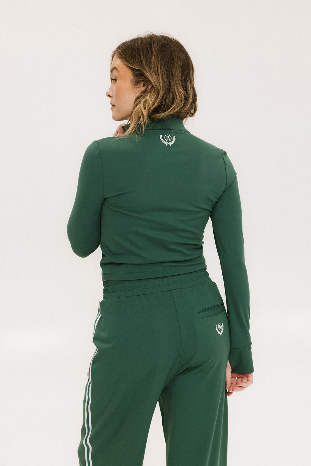 BEA BASE MOCK - GREEN — BASIC-10-GREEN-ESSENTIALS_3.jpg