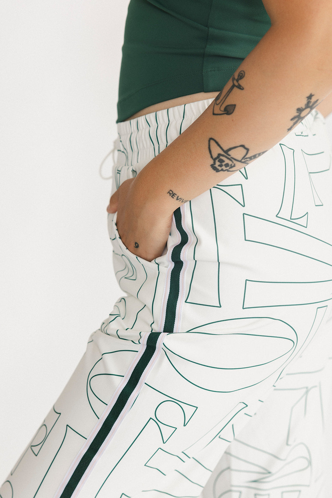 BRONSON PANT - GREEN SCATTERED — _B1A1875.jpg