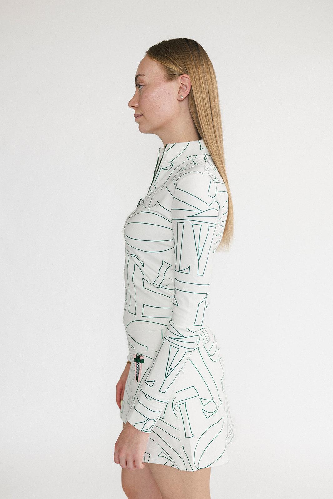 BEA BASE MOCK - GREEN SCATTERE — _B1A1730.jpg